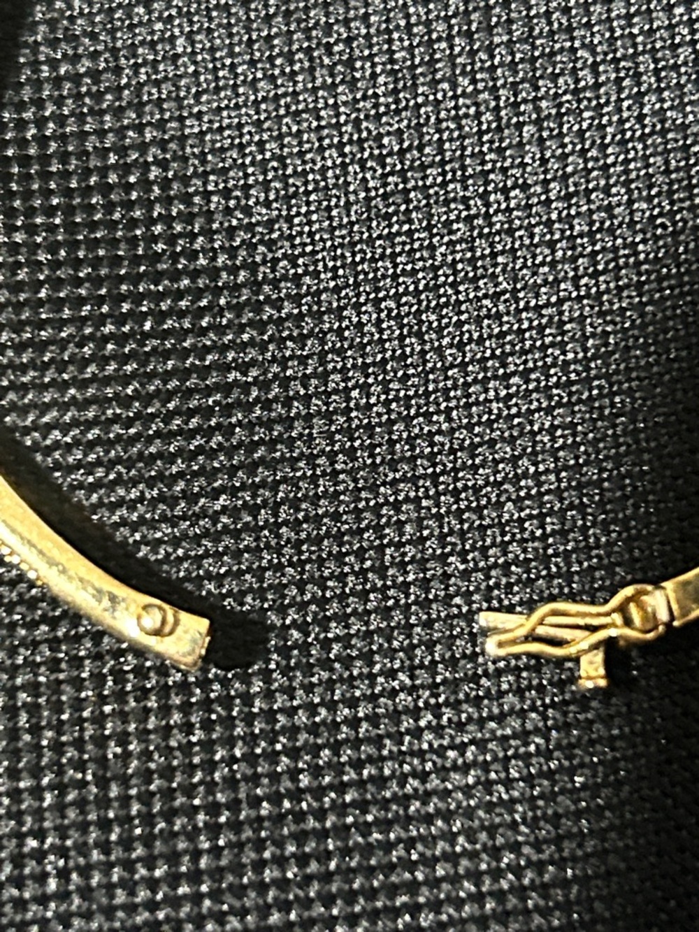 Gold-Tone 925 Silver Textured Women's Bangle Bracelet - Elegant Classic Style - Picture 4 of 7